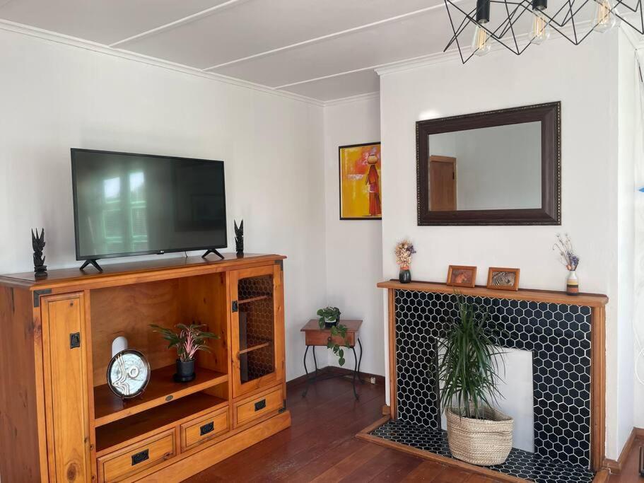 Watts, A Cosy Escape Villa Hamilton Bagian luar foto